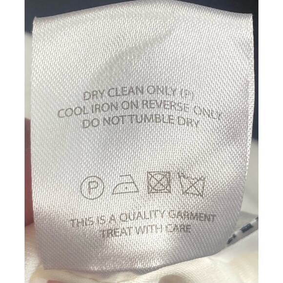 Rebecca Vallance Ivory Love Bow Bridal Gown with tags. Size 6 - Picture 6 of 16